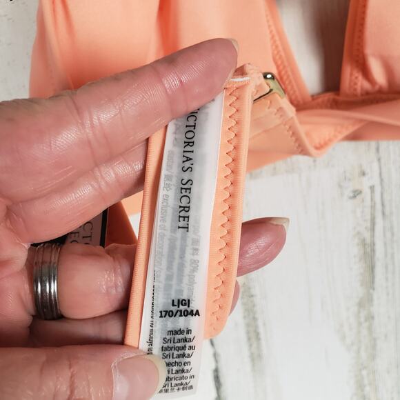 NWT Victoria's Secret Lip Smacker Coral Essential Halter Bikini Top Size Large - Picture 9 of 15